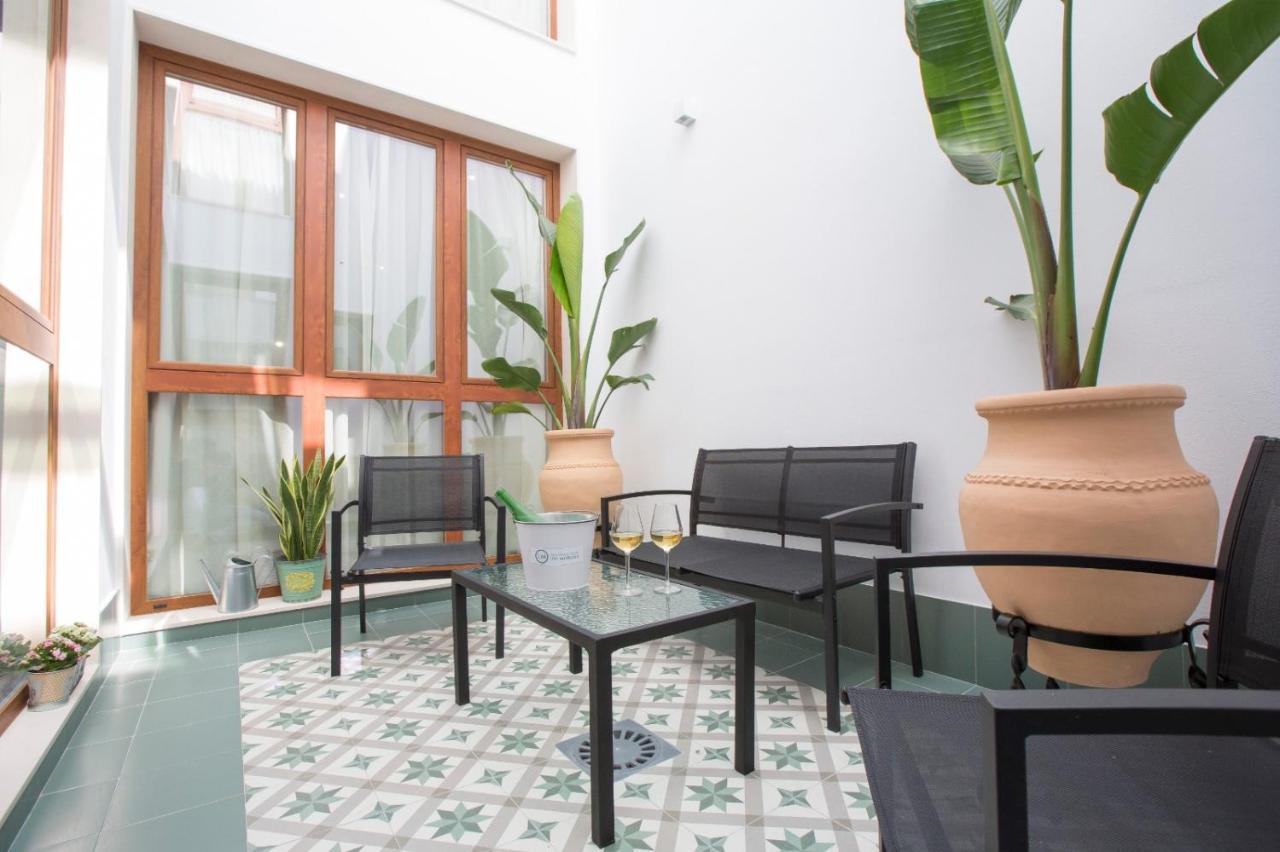 Apartamentos Los Moriles Exterior photo