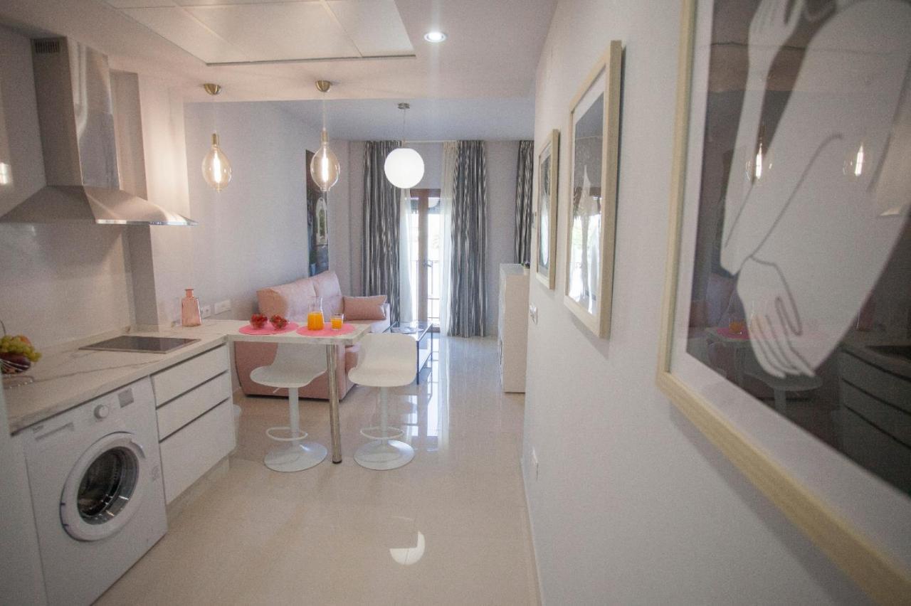 Apartamentos Los Moriles Exterior photo